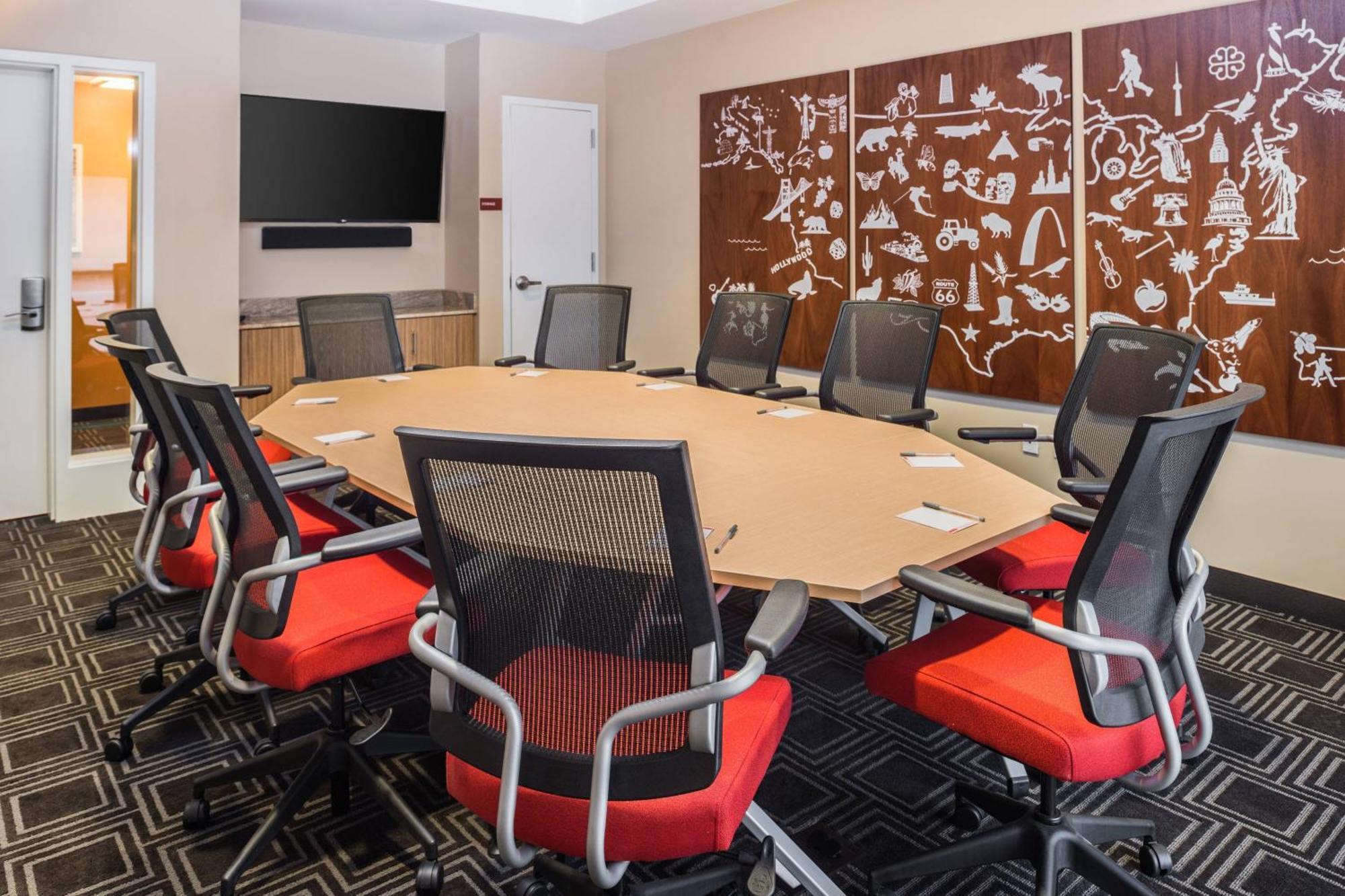 Towneplace Suites By Marriott New Hartford Екстер'єр фото