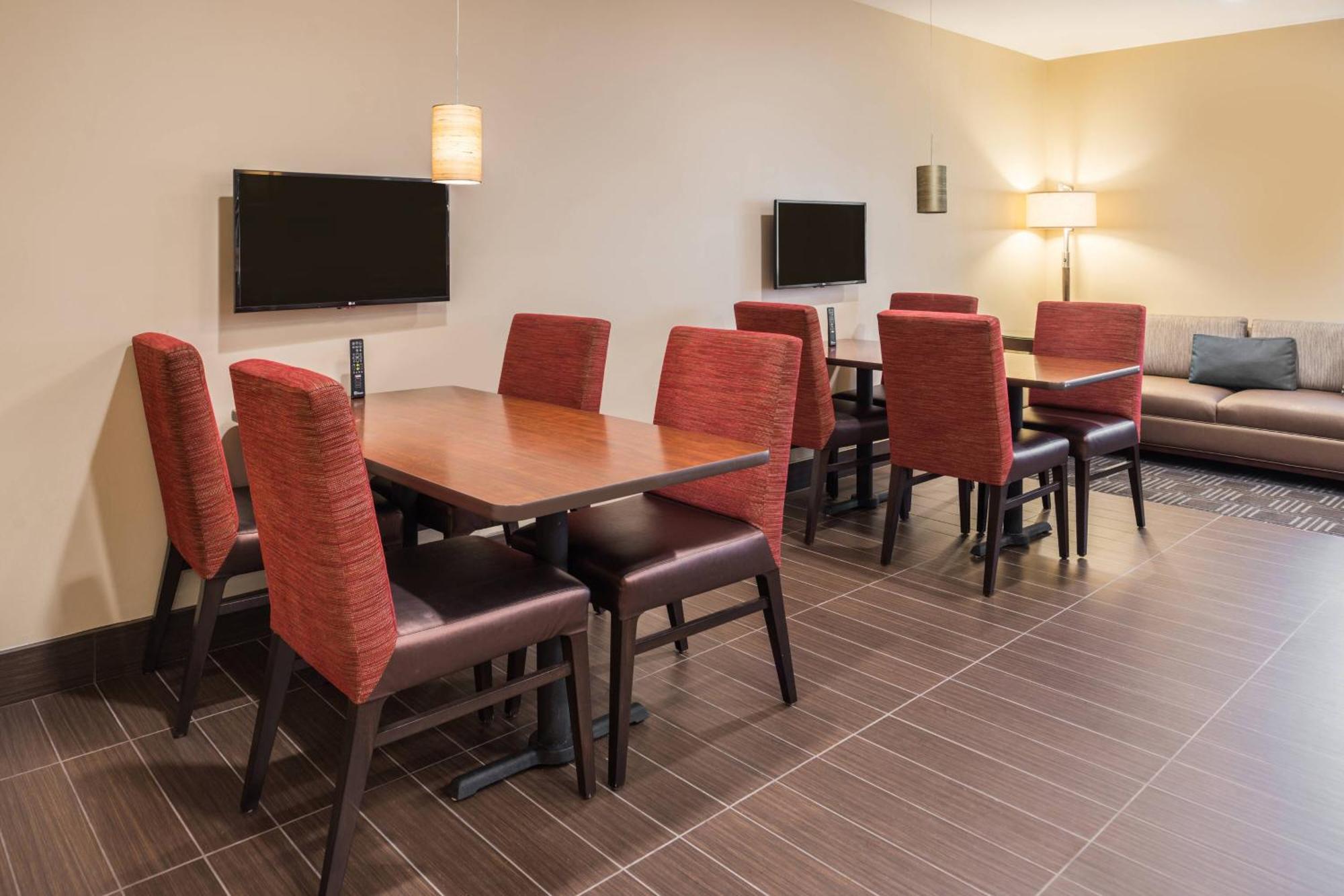 Towneplace Suites By Marriott New Hartford Екстер'єр фото