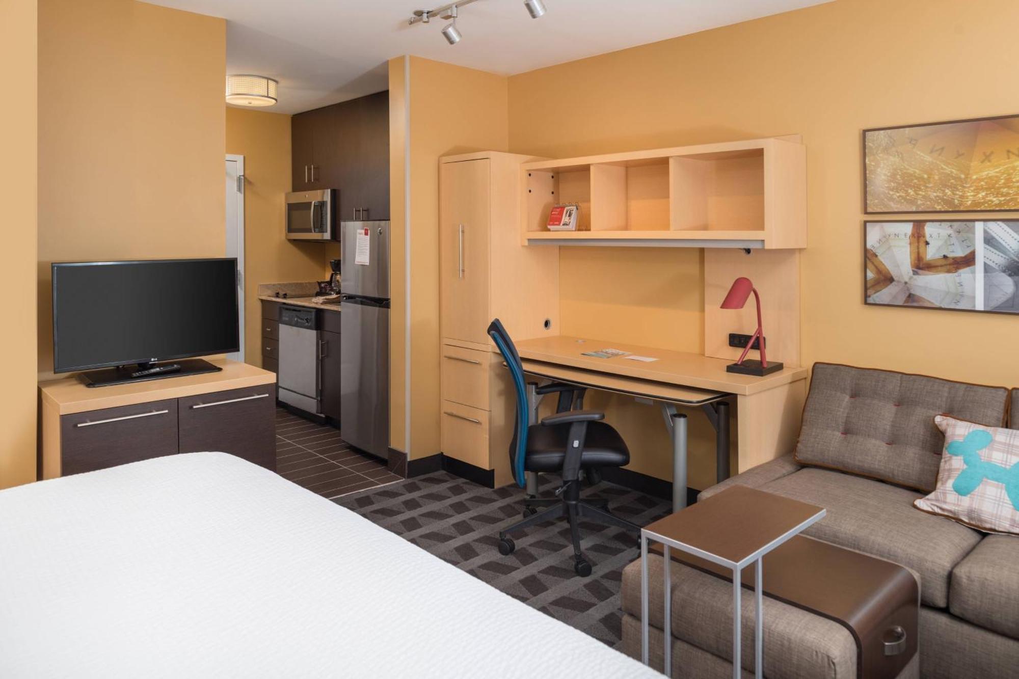 Towneplace Suites By Marriott New Hartford Екстер'єр фото