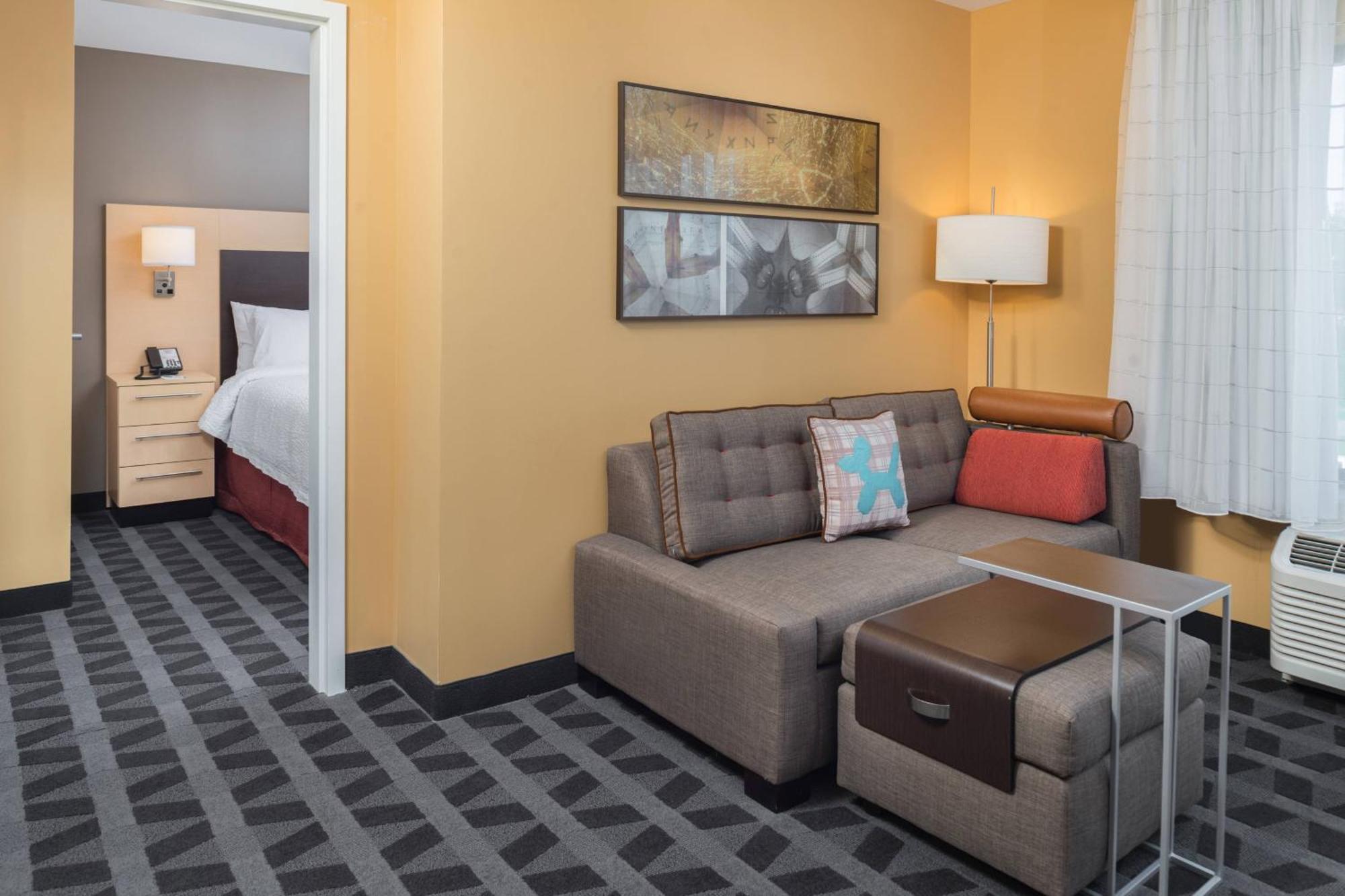 Towneplace Suites By Marriott New Hartford Екстер'єр фото