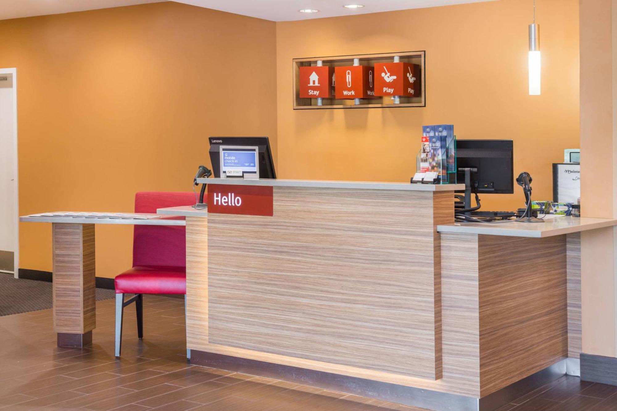Towneplace Suites By Marriott New Hartford Екстер'єр фото