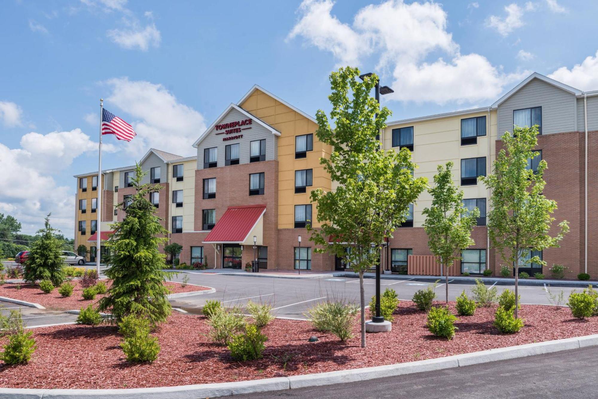Towneplace Suites By Marriott New Hartford Екстер'єр фото