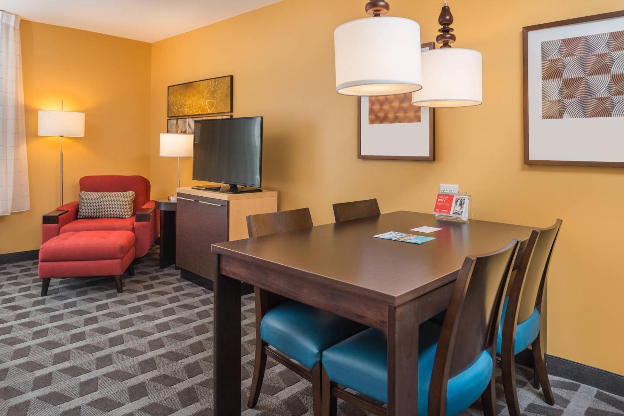 Towneplace Suites By Marriott New Hartford Екстер'єр фото