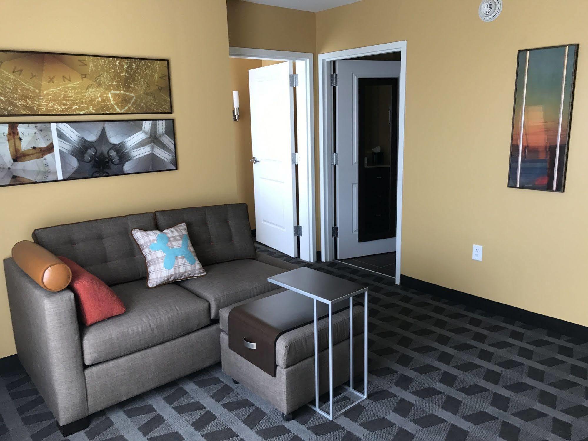 Towneplace Suites By Marriott New Hartford Екстер'єр фото